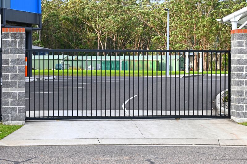 Modern Aluminum Driveway Gate